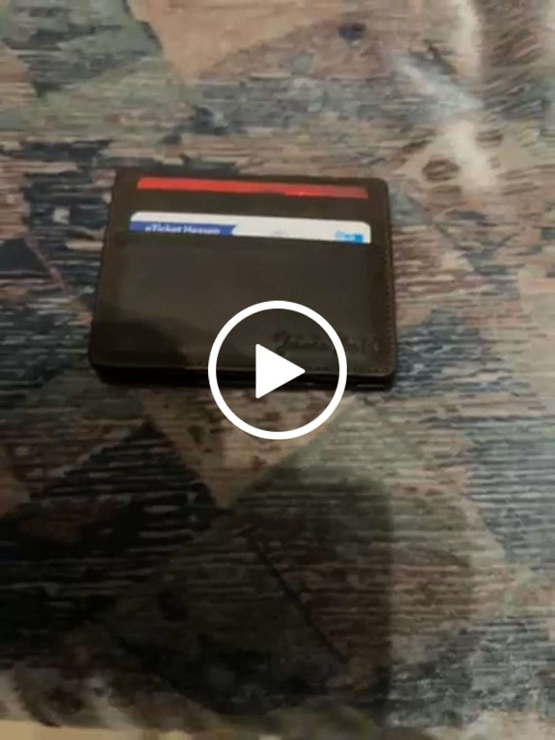 Customer video review of Flap Boy Slim - Magic Wallet without Coin Pocket