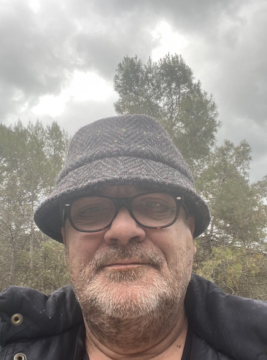 Customer photo review of Wee Thatch Hat Tweed