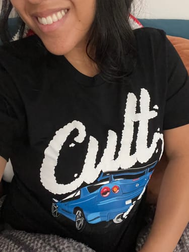 Customer photo review of MYSTERY TEE