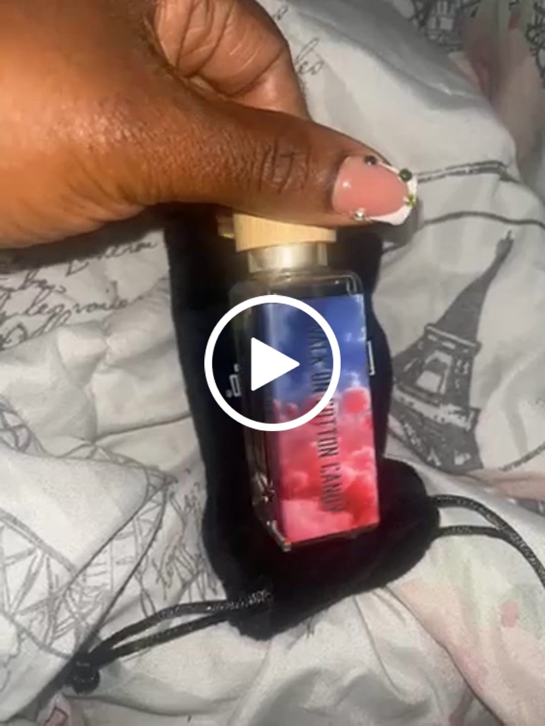Customer video review of Walk On Cotton Candy