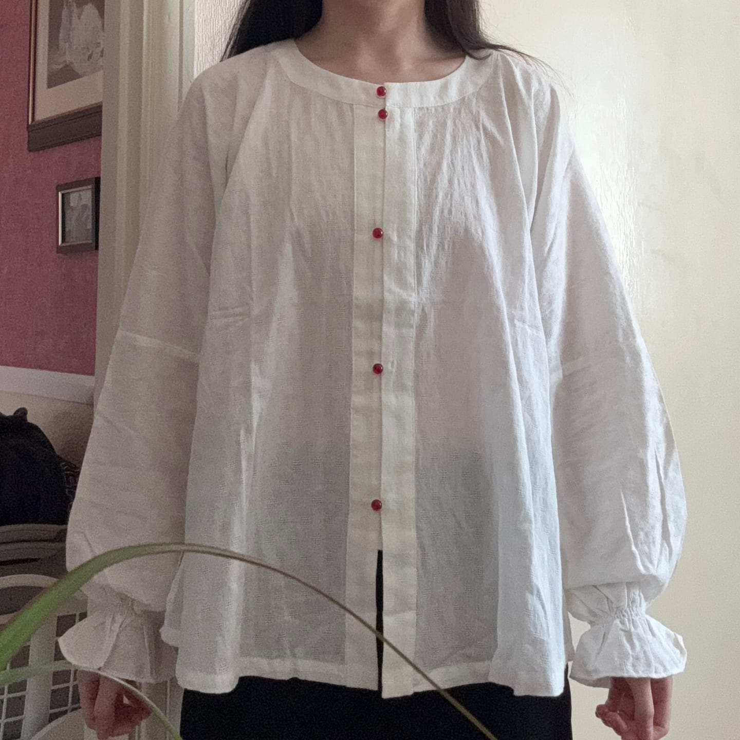 Customer photo review of Touqi 透气 Lantern Sleeve Modernized Ming Round Collar Shirt