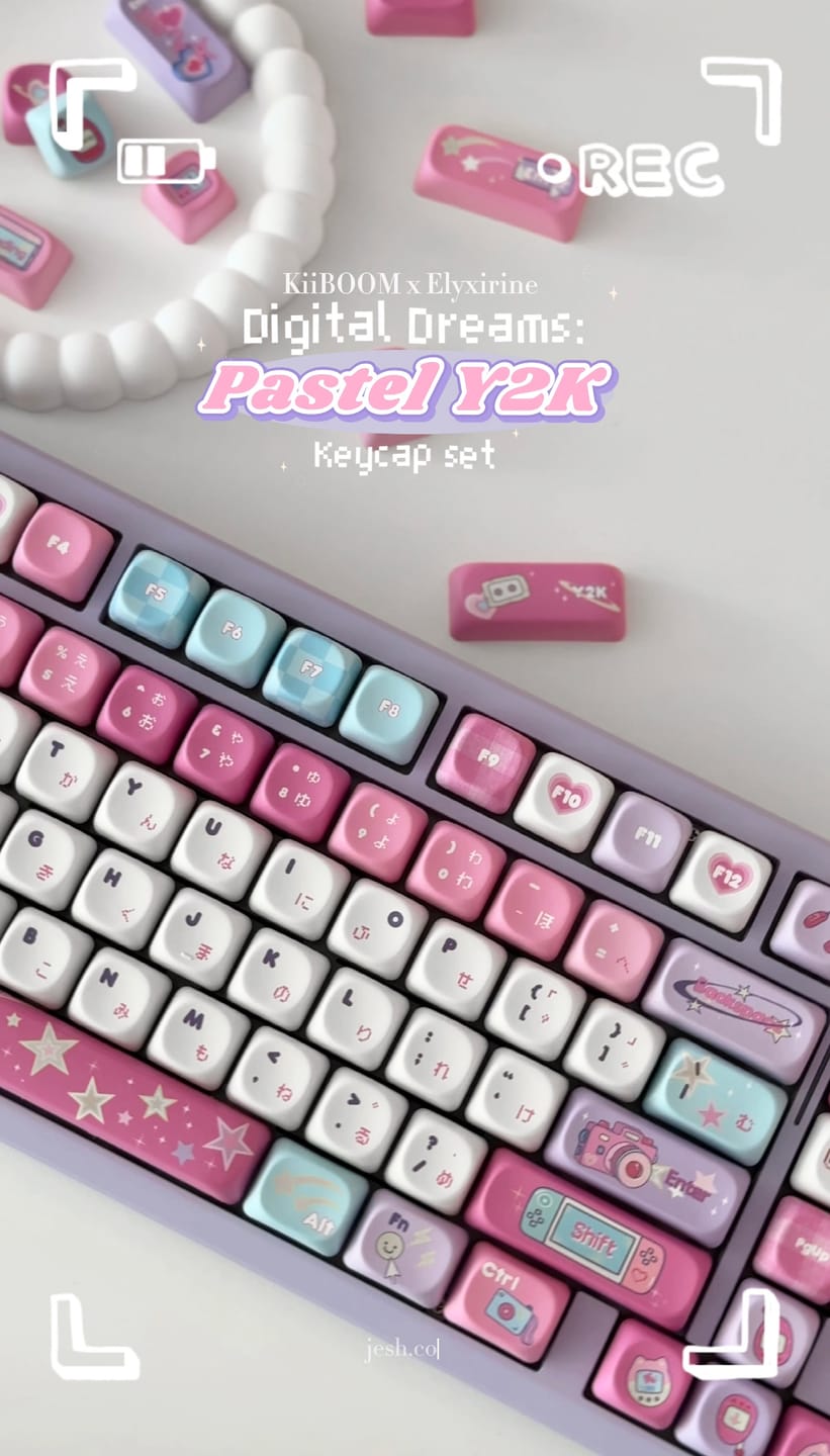 Customer photo review of KiiBOOM x Elyxirine Digital Dreams: Pastel Y2K Keycap Set