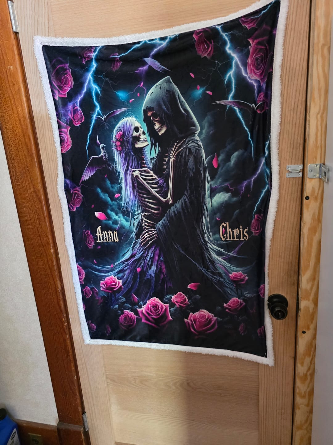 Customer photo review of PERSONALIZED SKULL COUPLE FLEECE BLANKET  - TLTW2402252