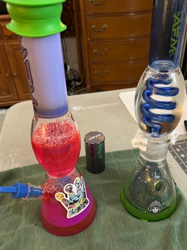 Customer photo review of 16" AFM Glass UFO Pyramid Glass Freezable Coil Beaker Bong