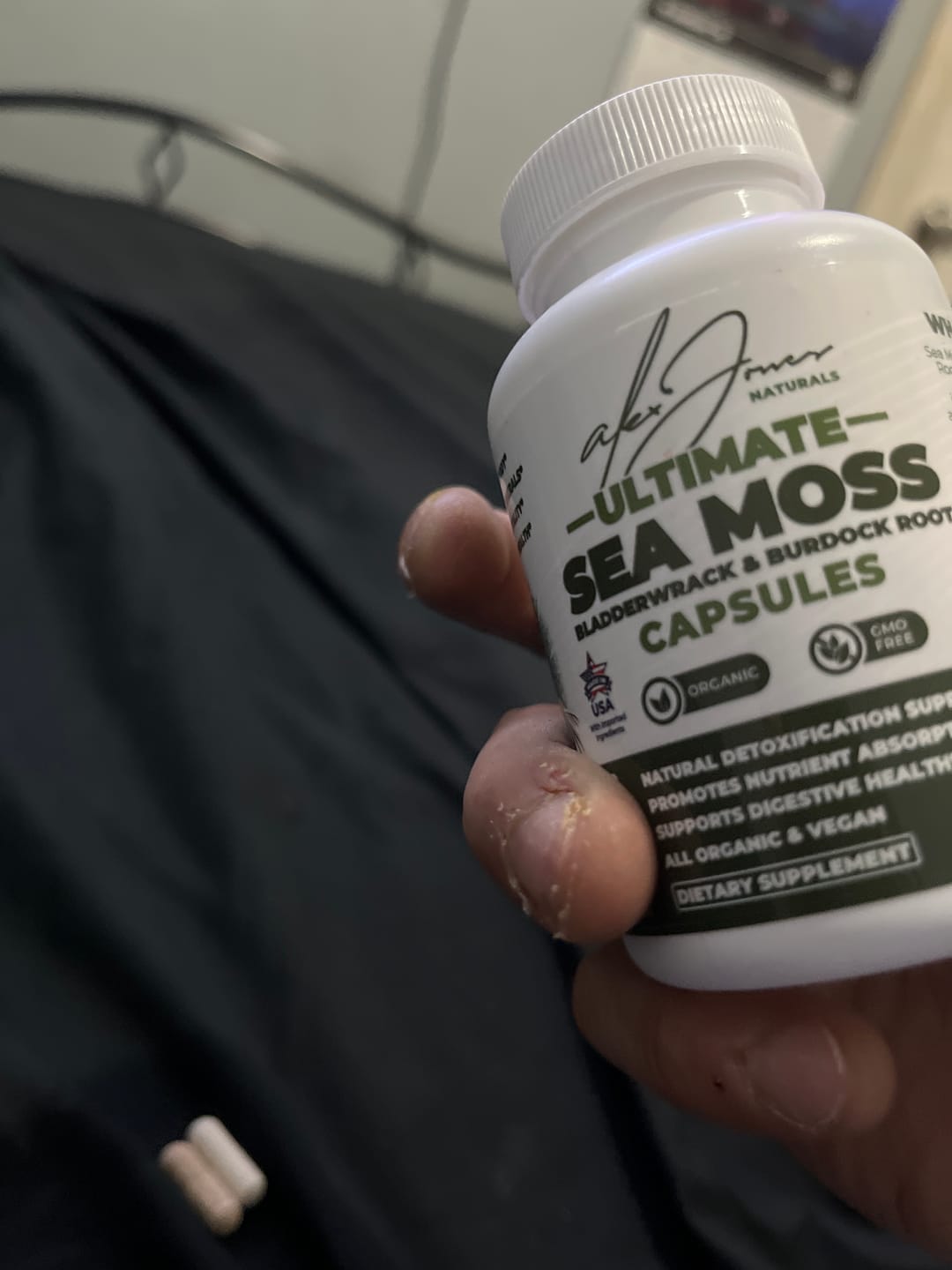 Customer photo review of (2-Pack) Ultimate Seamoss Capsules With Bladderwrack & Burdock Root