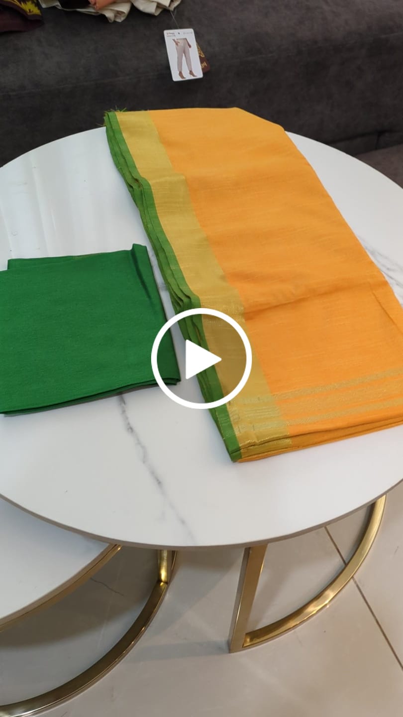Customer video review of Handwoven Cotton Linen Saree