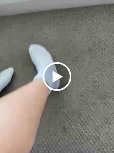 Customer video review of Maven Athletic Cotton Crew Socks 5 Pairs