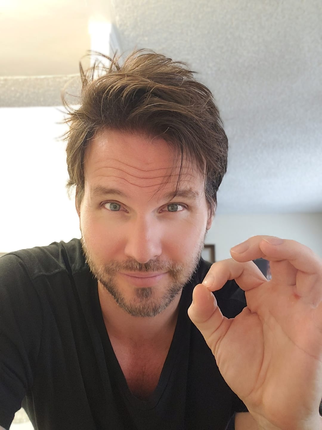 Customer photo review of ONE Hair Clay – 3-in-1 Styling Solution for Hold, Texture, and Control