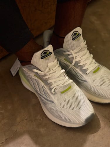 Customer photo review of Hamster Pro Hyper Fuse Shoes For Men