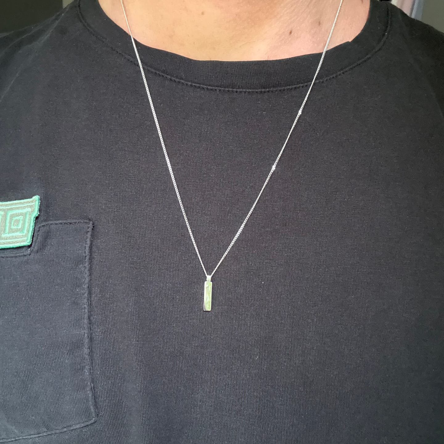 Customer photo review of Minimalistic Cuban Stab Pendant - Silber