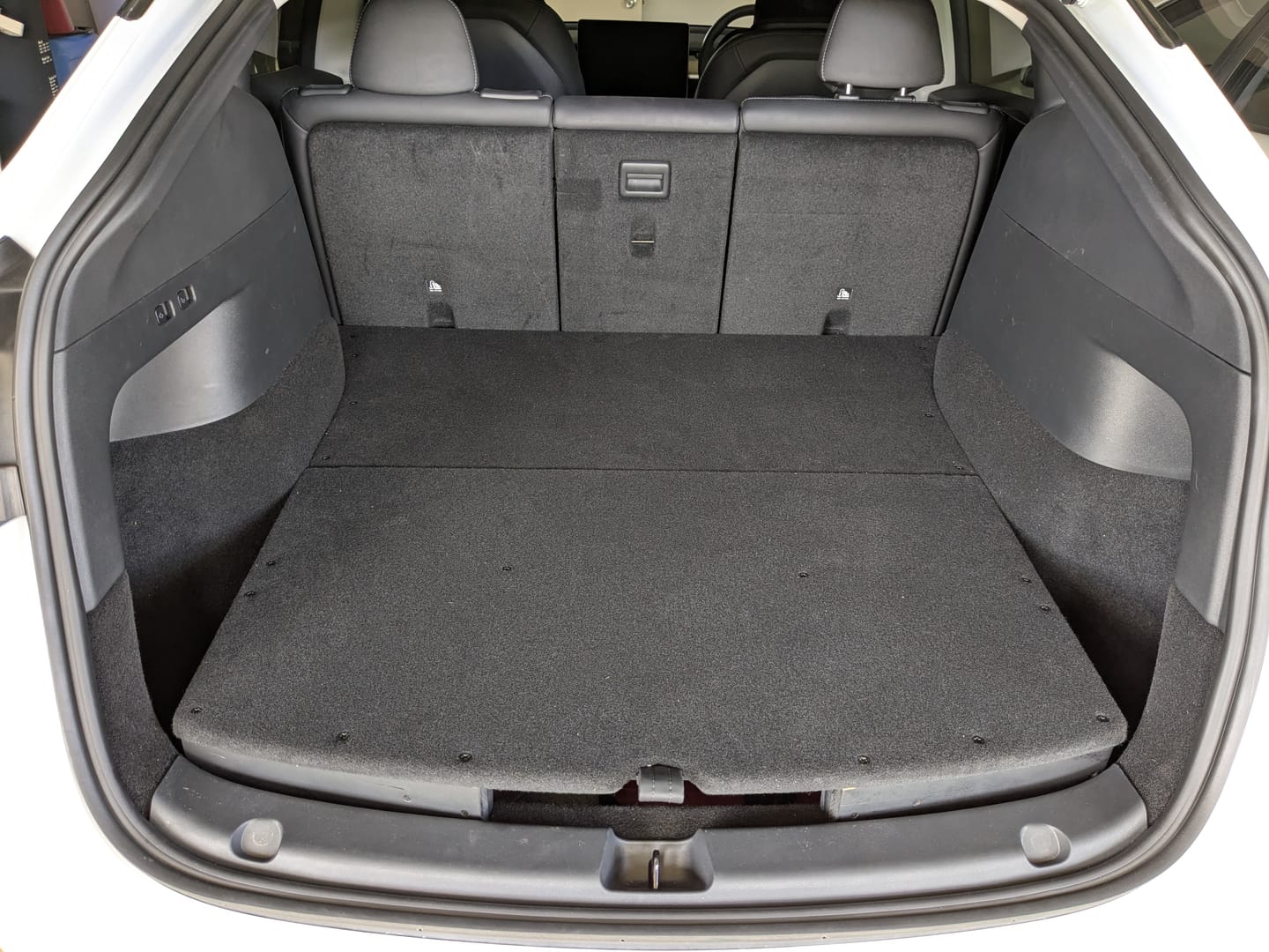 Customer photo review of TESLA Spare Wheel Kit Space Saver Tyre for Model Y - HUB CENTRIC - SR LR & Performance Juniper - 2020-2026