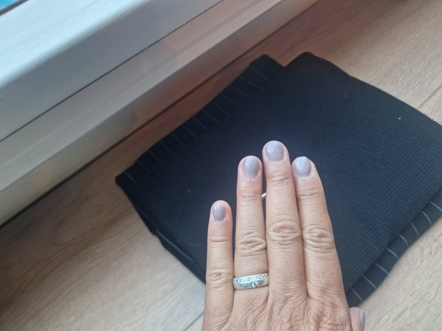 Customer photo review of Warm Nude Dipping Powder