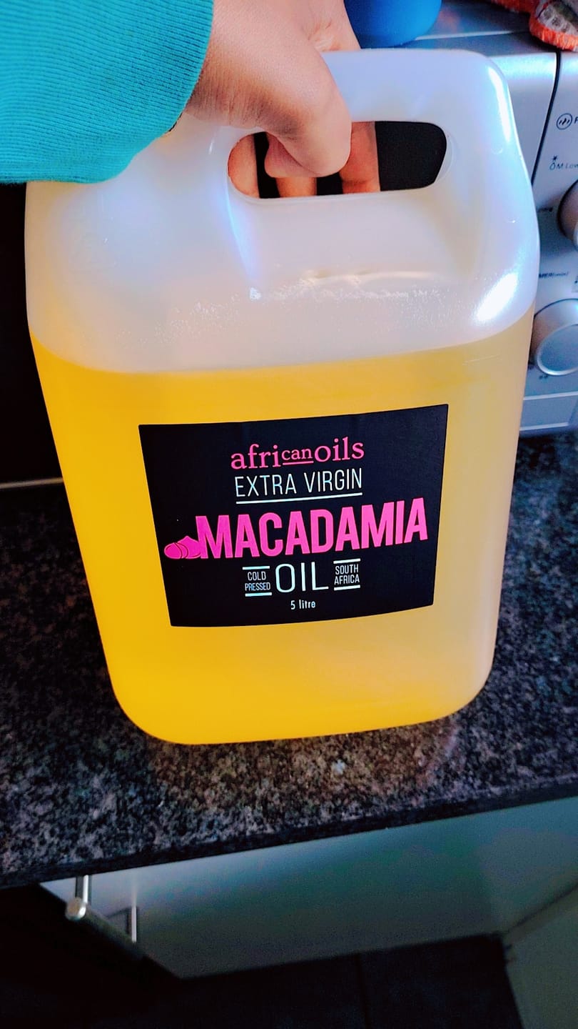 Customer photo review of 5L Cold-Pressed Macadamia Oil - Mbombela
