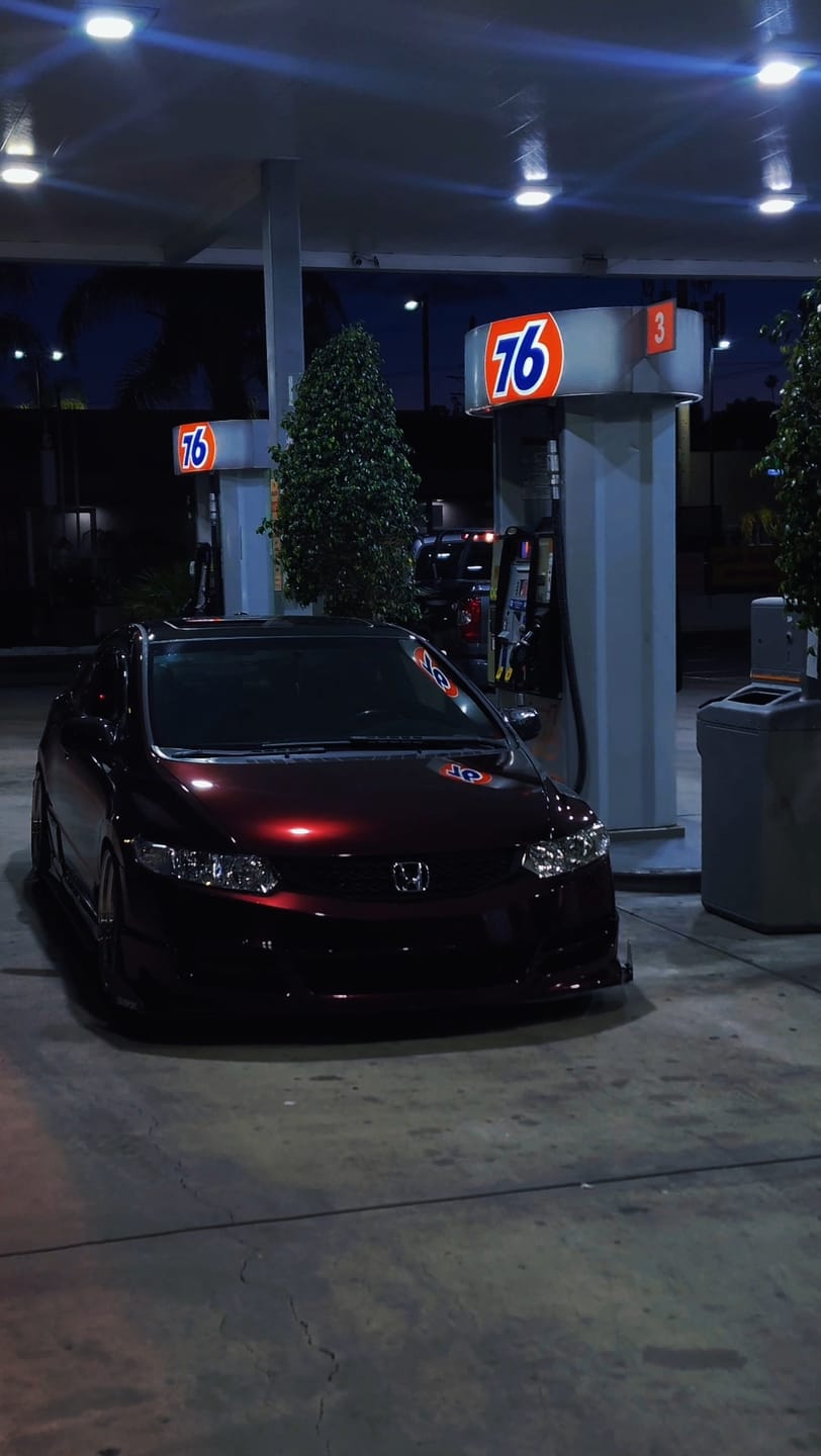 Customer photo review of Glossy Metallic Black Rose Vinyl Wrap