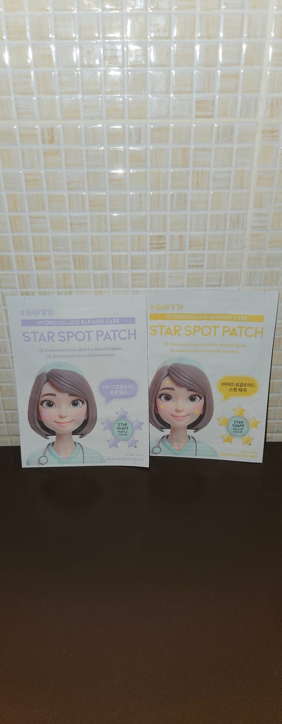 Customer photo review of Хидроколоидни стикери против акне с Ниацинамид OOTD Star Spot Patch