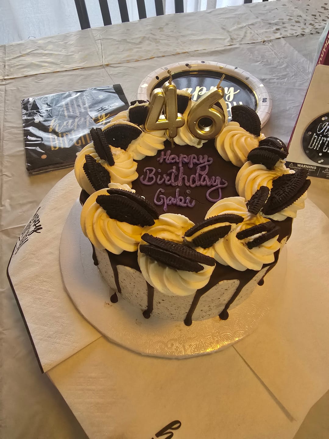 Customer photo review of Oreo Cake