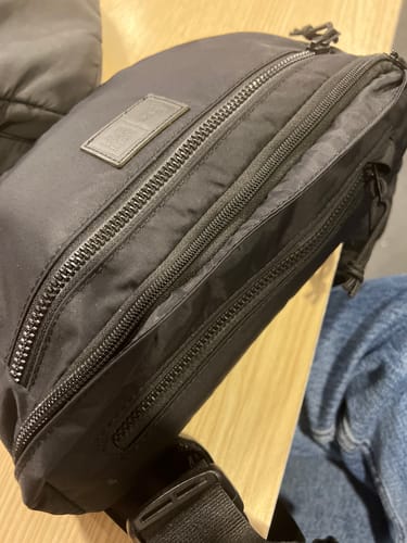 Customer photo review of New Era Black 3L Nylon Explorer Waist Bag