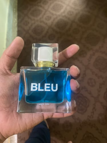 Customer photo review of Bleu De Zing