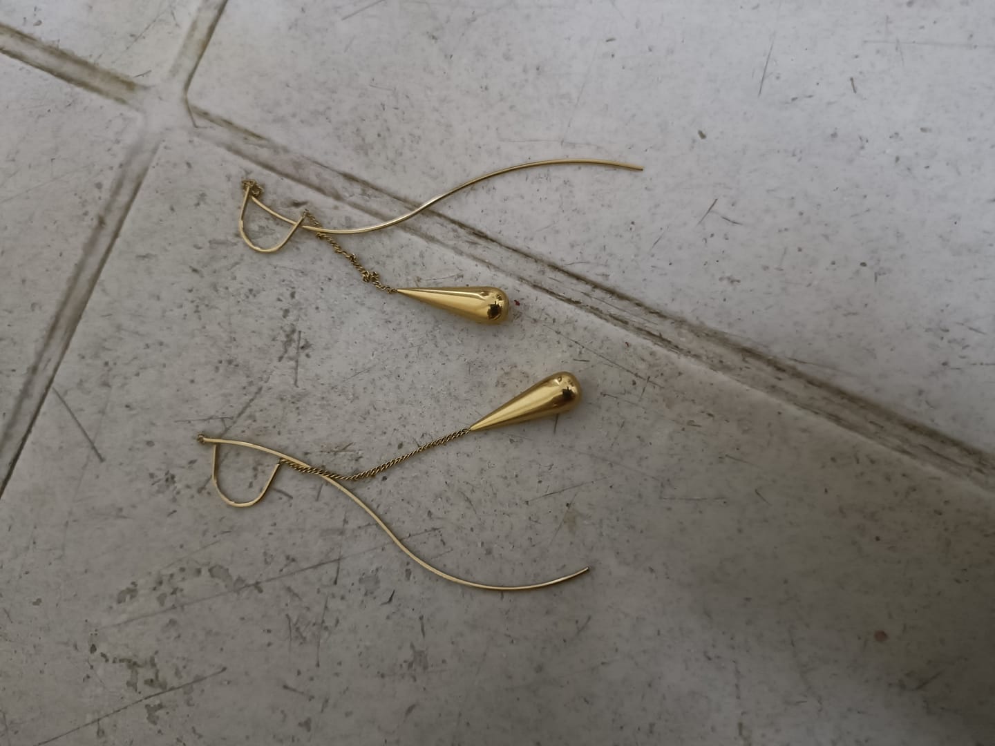 Customer photo review of Gold Water Drop Tassel Earrings