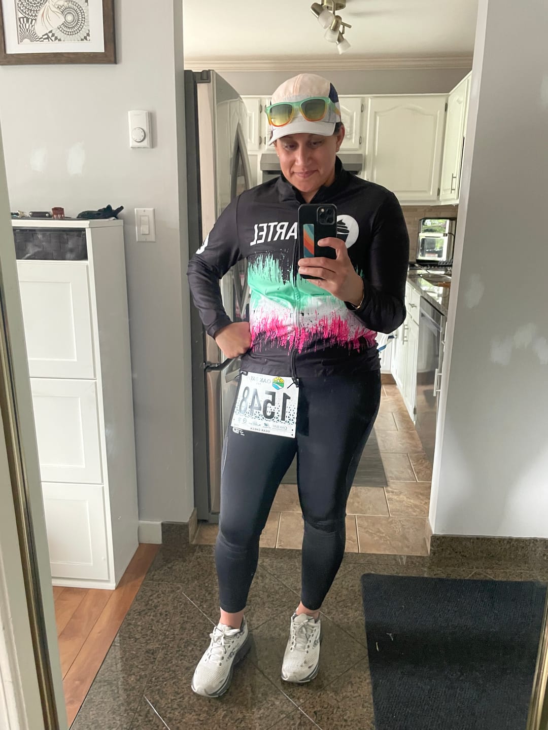 Customer photo review of Womens Batch of 2025 Fleece Jersey Black
