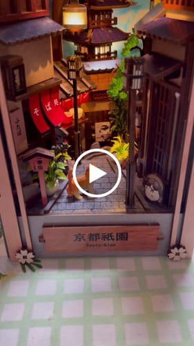 Customer video review of Kyoto Gion Book Nook Kit
