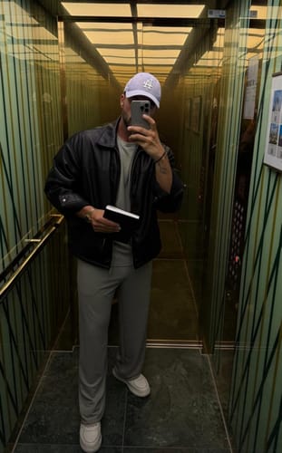 Customer photo review of ELEVATESHOES WHITE CASUAL