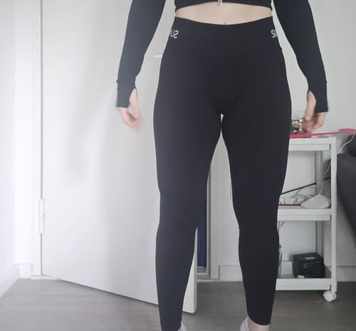 Customer photo review of Leggings Butterfly | Schwarz