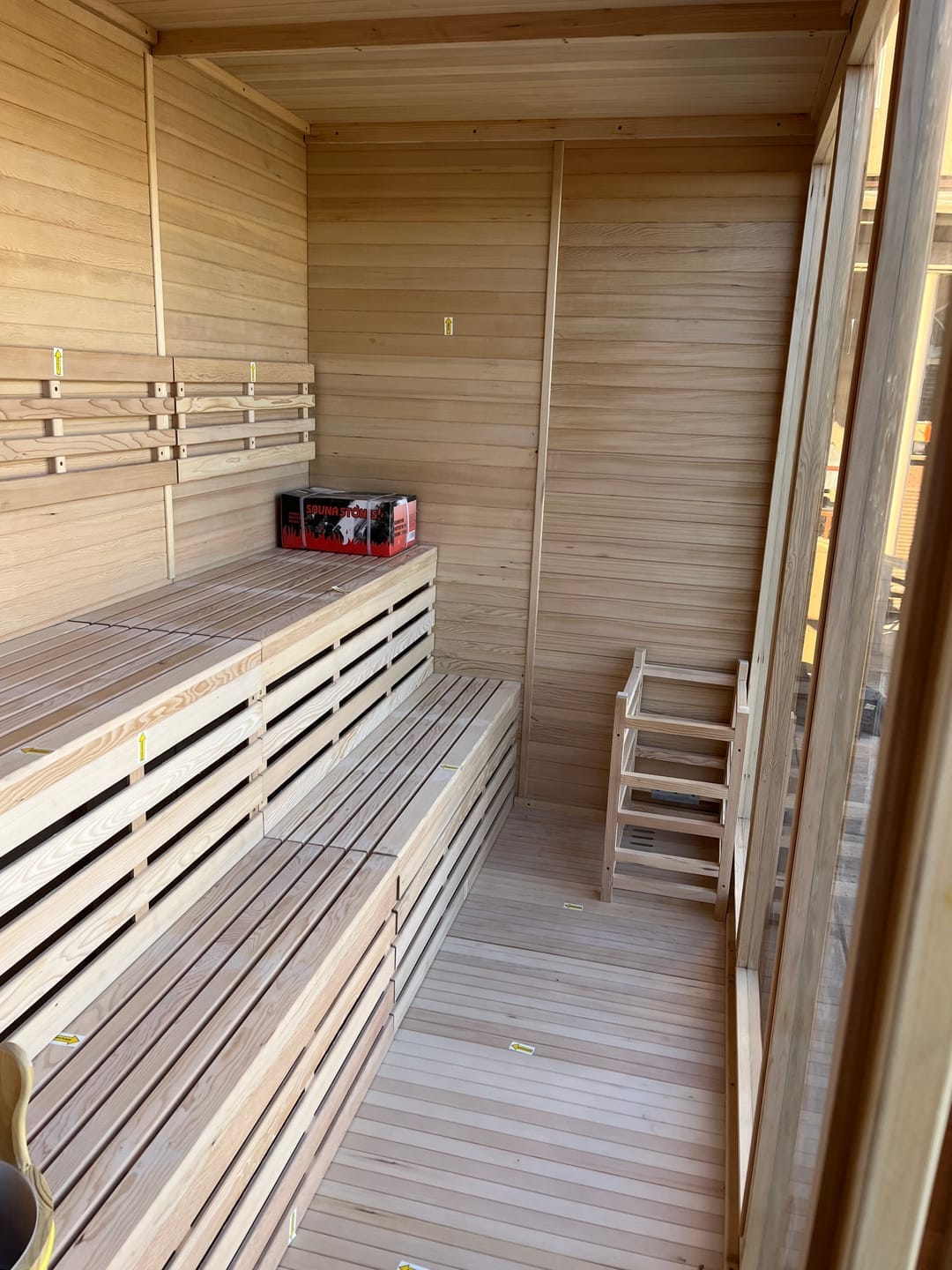 Customer photo review of SAUNASNET® Modern Outdoor Box Sauna Square 04