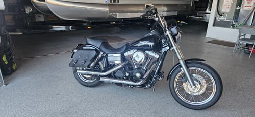Customer photo review of H-D® Dyna Right Side Solo Bag - DR051