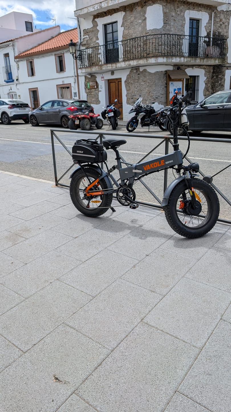 Customer photo review of Vakole CO20 MAX 750W*2 Dual Motor 20" Folding Fat Bike 960Wh with Torque Sensor 20Ah Battery