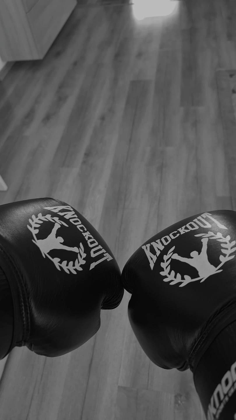 Customer photo review of Manusi Box Knockout Basic