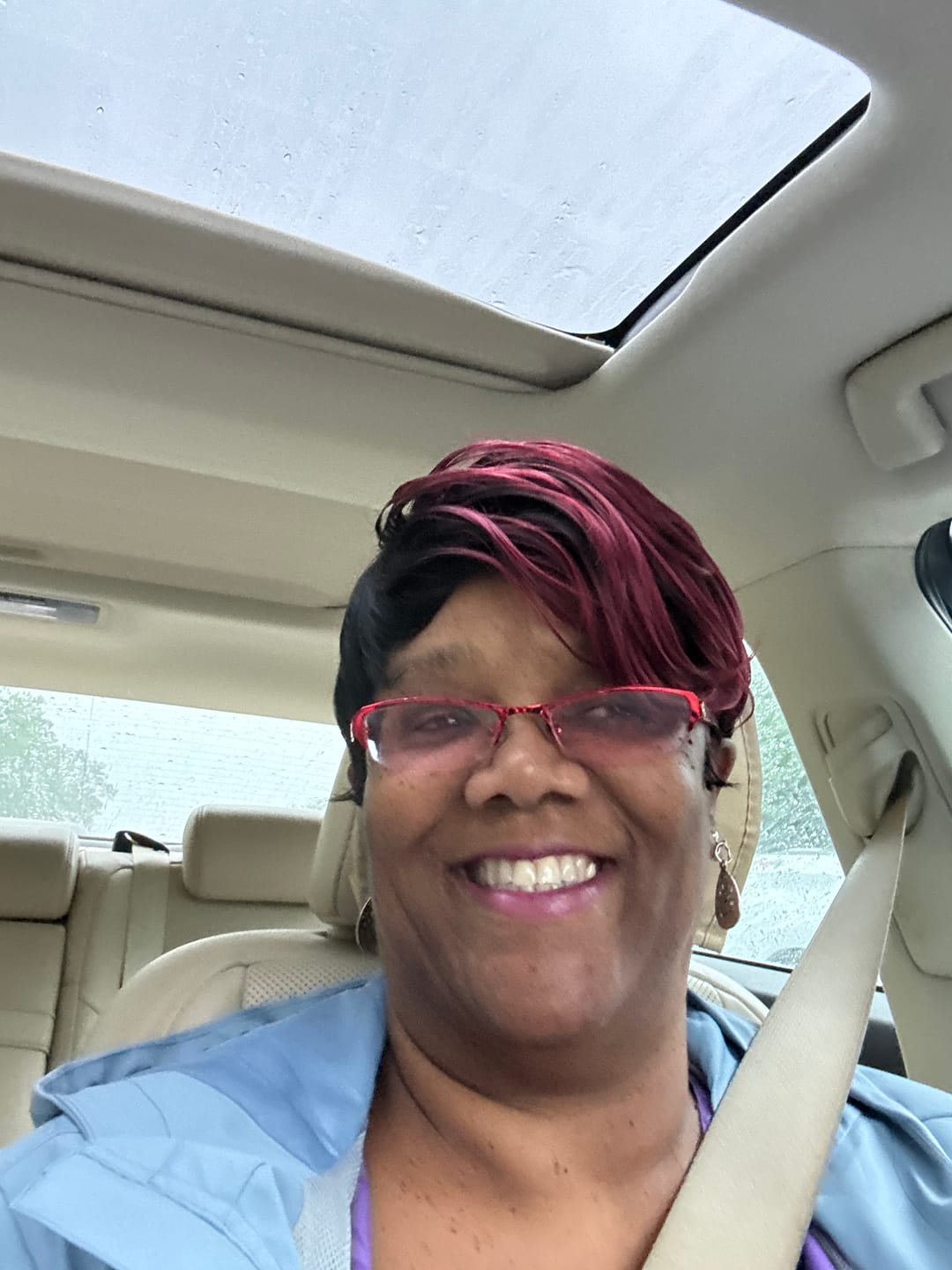 Customer photo review of Its a Wig Full Wig - TIMO