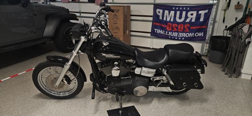 Customer photo review of H-D® Dyna Left Side Solo Bag - DL051