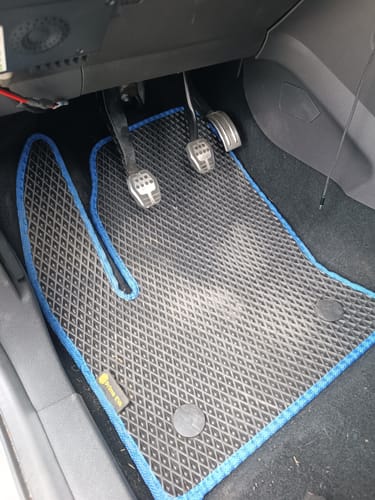 Customer photo review of Dywaniki samochodowe na zamówienie - Przód