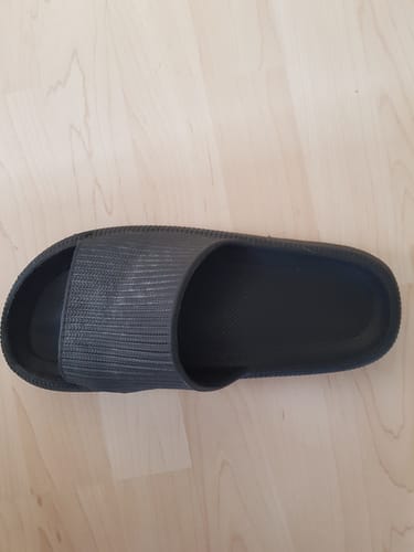 Customer photo review of Orthopädischer Hausschuh Cloudly™