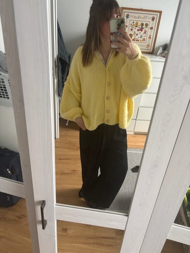 Customer photo review of CozyGlam Oversize V-Cardigan