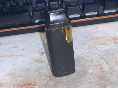 Customer photo review of 2 Gram THCA Live Resin HTE Disposables