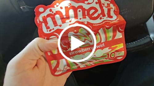 Customer video review of Strawberry Swirl  - Mmelt Mushroom 10 Ct Gummies