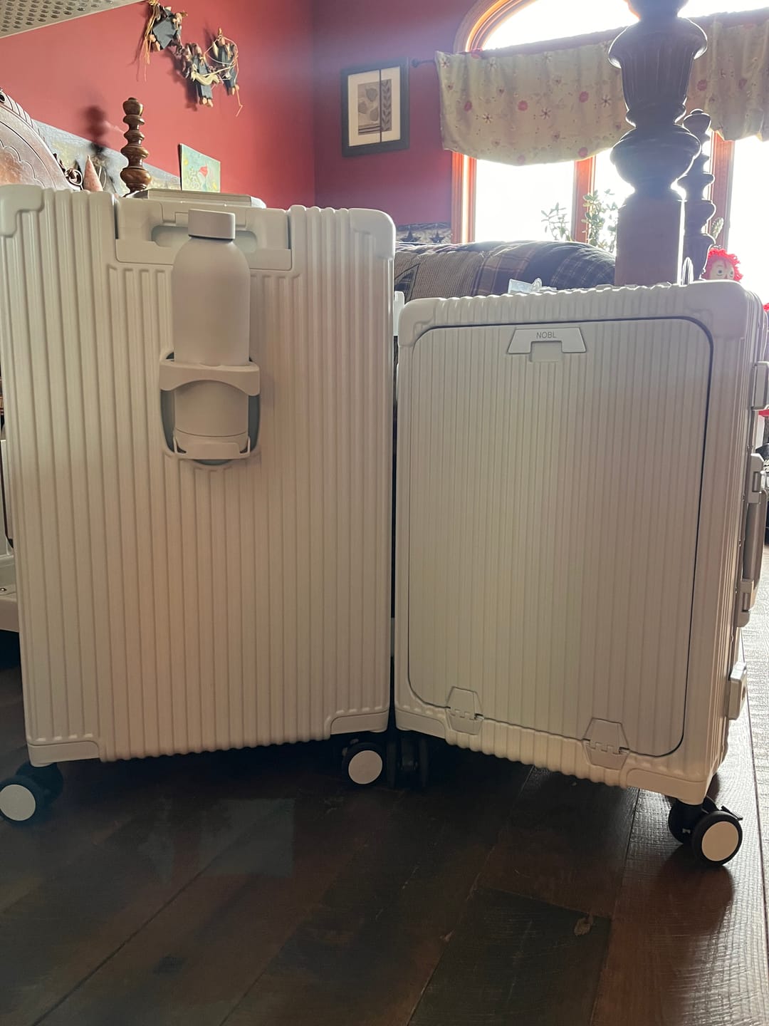 Customer photo review of Check-In Medium: All-In-One 24"