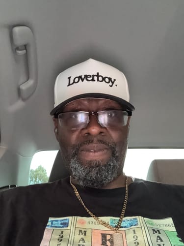 Customer photo review of Loverboy (White/Black)