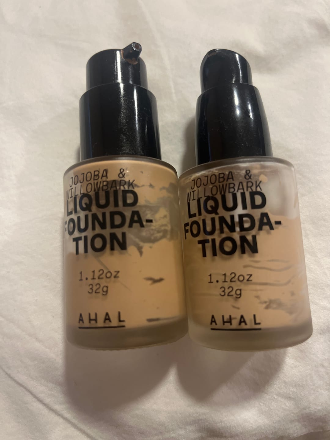 Customer photo review of 02 Liquid Foundation / Maquillaje Líquido 02