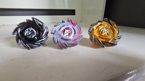 Customer photo review of [Pre-Order] Full Set Takara Tomy Beyblade X CX-06 FoxBrush J9-70GR