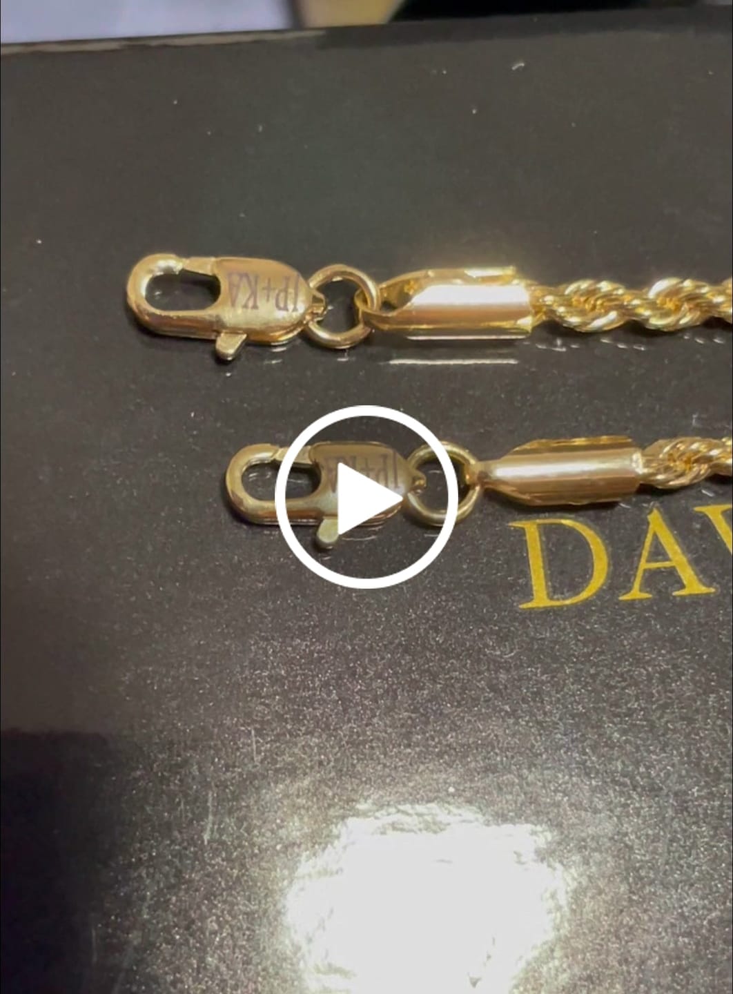 Customer video review of Pulseras Lazo en Oro laminado 18k Para Pareja