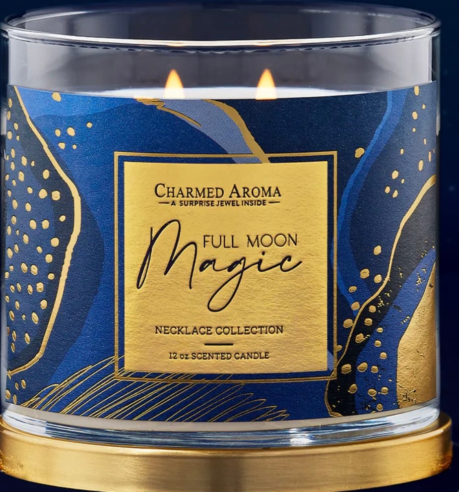 Customer photo review of Surprise Jewelry Candle