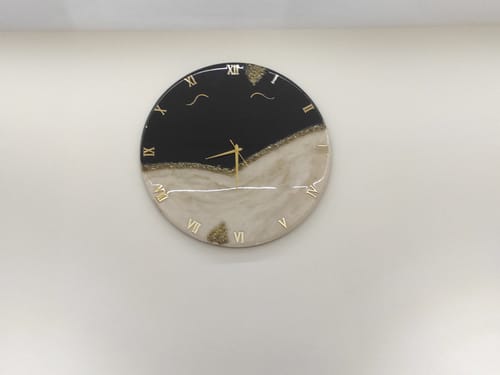 Customer photo review of Black Peak Large Silent Clock 27 Inches