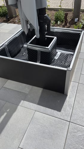 Bornkeßel review of Aluminium Eckprofil mit Kappe für Hochbeet ErnteMAXX erhältlich in 3 Höhen image 1 out of 1