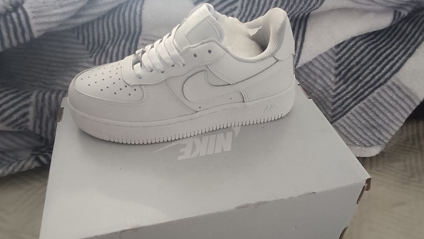 Customer photo review of Tenis Air Force 1 Blanco Total Piel 1.1