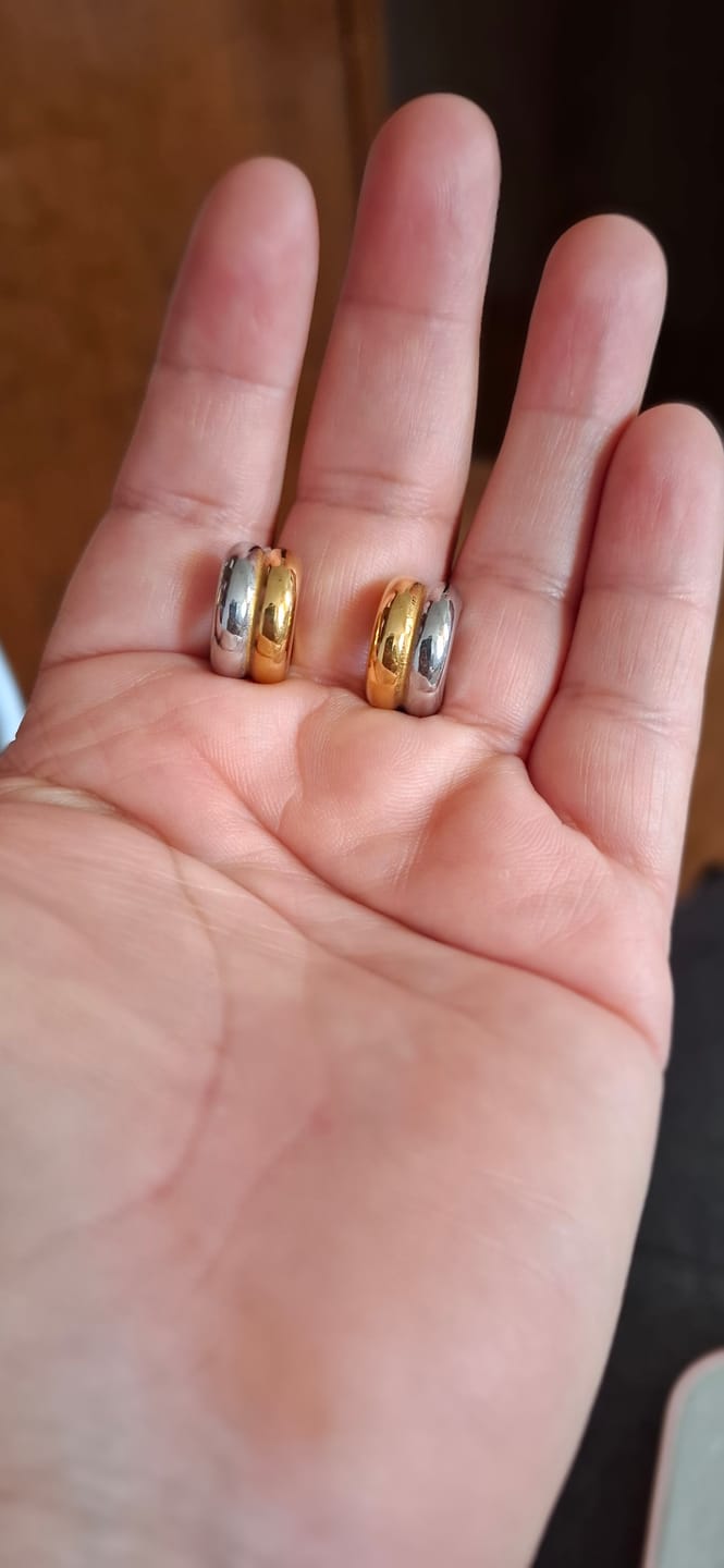 Customer photo review of Aretes Lyn
