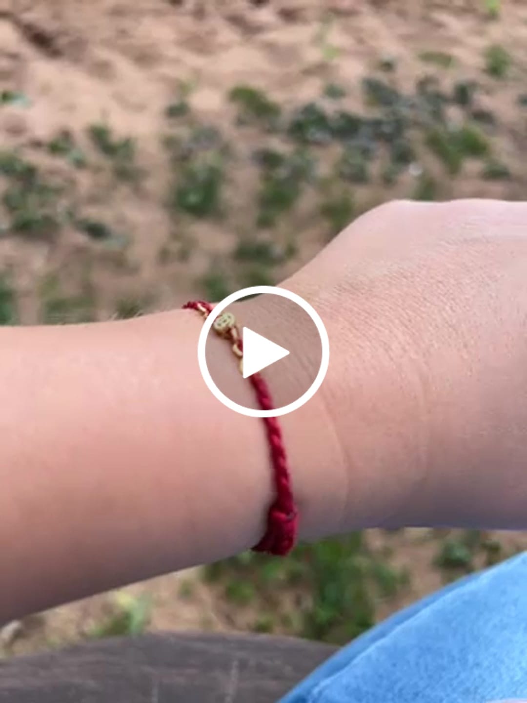Customer video review of Tibetisches Wunscharmband