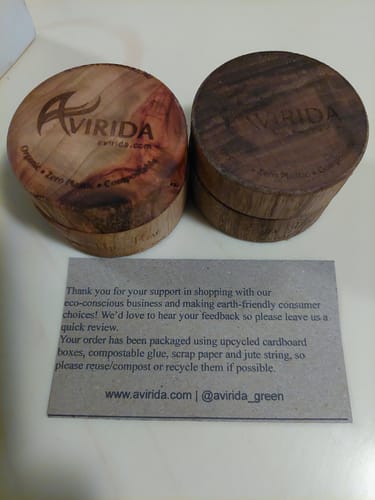 Customer photo review of 'Eyes Up Here' x2 Bundle